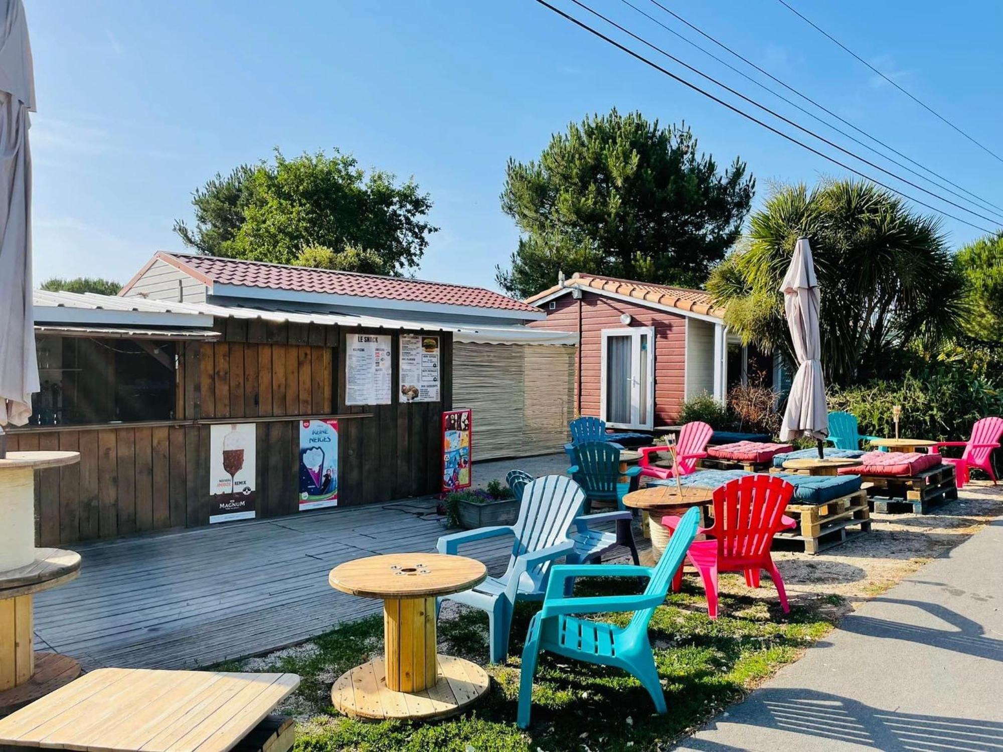Camping Le Ragis Challans Exterior photo